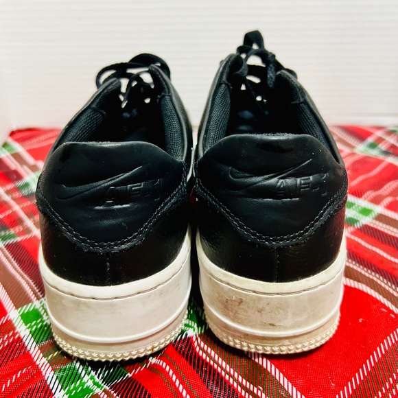 Nike Air Force 1 – Size 9.5 - Picture 3 of 7